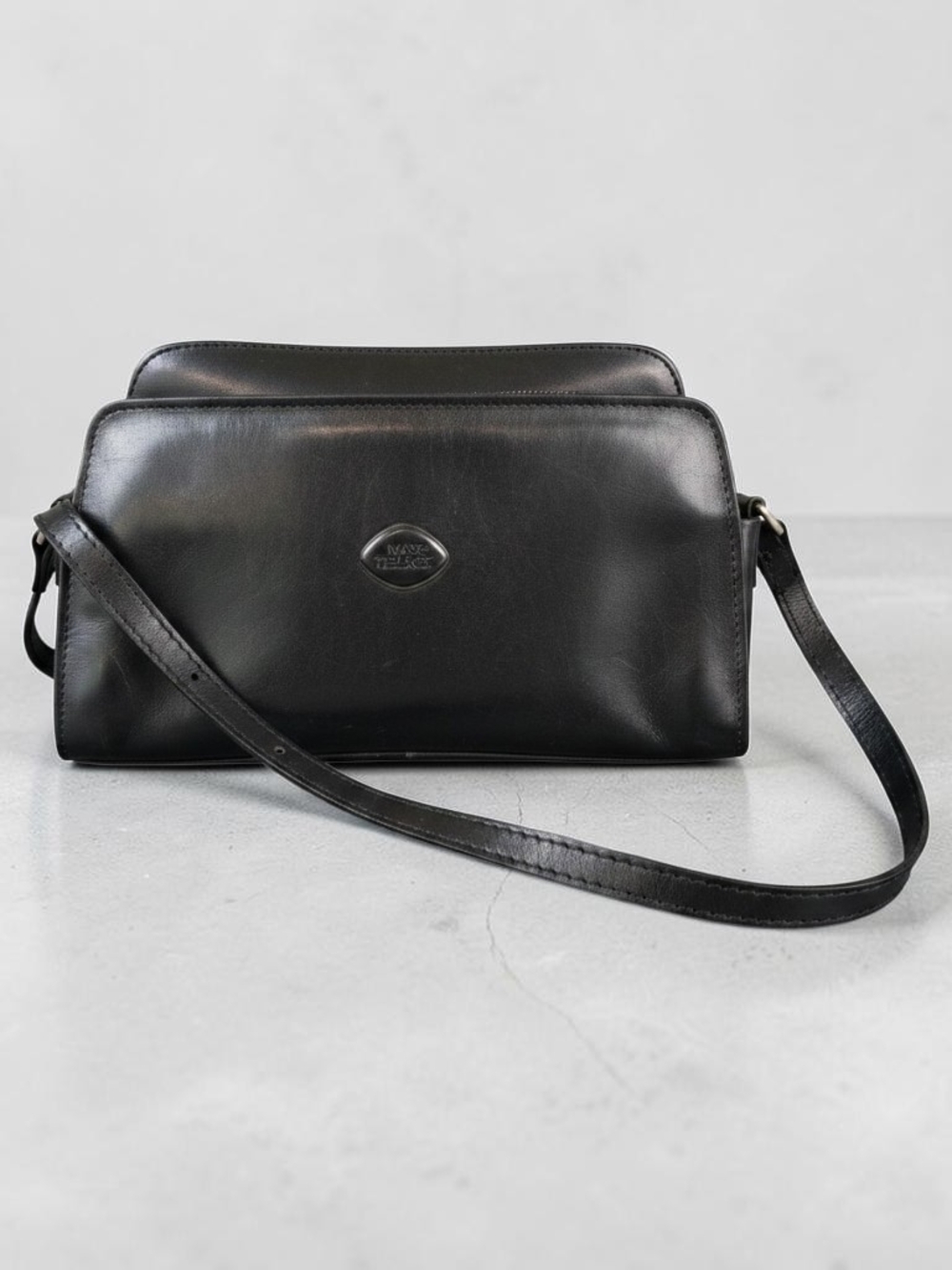 Vintage The Trend Black Leather Crossbody Bag Made in Italy